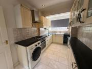4 bed detached house to rent Tenby Close, Romford RM6