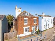 4 Bed, Detached, Island Wall, CT5 [INVESTMENT PROPERTY]