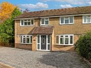 4 bed Detached to rent in Park Street Hertfordshire,...