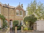 4 Bed, End of Terrace, Broadway Avenue, TW1 [INVESTMENT...