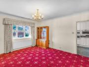 4 bed flat for sale