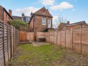 4 bed flat for sale