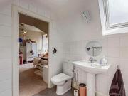 4 bed flat for sale