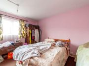 4 bed flat for sale