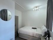 4 Bed Flat, Wolffe Gardens, E15