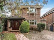 4 bed house for sale