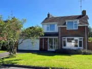 4 bed house for sale