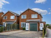 4 bed house for sale