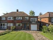 4 bed house for sale