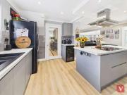 4 bed house for sale