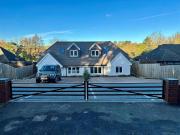 4 bed house for sale