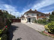 4 bed house for sale