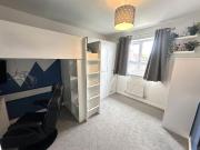 4 bed house for sale