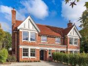 4 bed house for sale