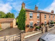 5 bed house for sale