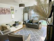 4 Bed Luxury Hot Tub House