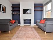 4 bed Mid Terraced House to rent in Gloucester...