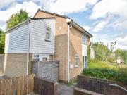 4 bed Mid Terraced House to rent in Harestock Hampshire,...