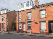 4 bed Mid Terraced House to rent in Leeds West...