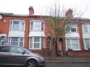 4 bed Mid Terraced House to rent in Leicester...