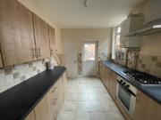 4 bed Mid Terraced House to rent in Leicester...