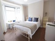 4 bed Mid Terraced House to rent in Lincoln...