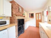 4 bed Mid Terraced House to rent in Lincoln...