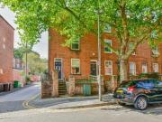 4 bed Mid Terraced House to rent in Nottingham...