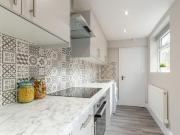 4 bed Mid Terraced House to rent in Nottingham...