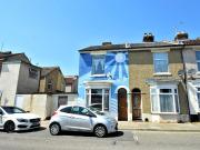 4 bed Mid Terraced House to rent in Portsmouth...
