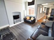 4 bed Mid Terraced House to rent in Sheffield South...