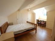 4 bed Mid Terraced House to rent in Sheffield South...