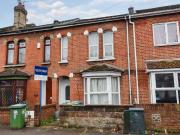 4 bed Mid Terraced House to rent in Southampton...
