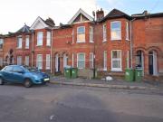 4 bed Mid Terraced House to rent in Southampton...