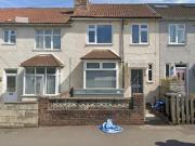 4 bed Mid Terraced House to rent in Bristol, BS7, from...