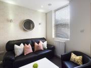4 bed Mid Terraced House to rent in Stoke Staffordshire,...