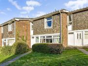 4 bed Mid Terraced House to rent in Winchester...