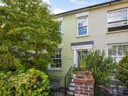 4 bed Mid Terraced House to rent in Winchester...