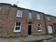 4 bed Mid Terraced House to rent in York North...