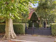 4 Bed, Semi Detached, Acton, London, W3 [INVESTMENT...