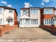 4 Bed, Semi Detached, Cranbrook Road, TW4 [INVESTMENT...