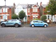 4 bed Semi Detached House To Let, Guide Price £2,900 pcm