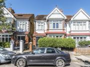 4 bed semi detached house to rent in Gilpin Avenue, East...