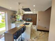 4 bed semi detached house to rent in rosecroft walk,...