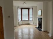 4 Bed Terraced House, Little Ilford Lane, E12