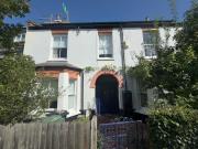 4 Bed Terraced House, Rommany Road, SW27
