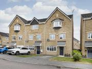 4 Bed, Town House, Tithefields, Huddersfield, HD8...