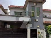 4 Bedroom 10 Marla House Available For Sale In Askari 11...