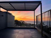 4 bedroom 4 bathroom townhouse in ca.