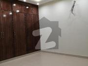 3 Bedroom Apartment Avenue Mall DHA Defence Phase 1